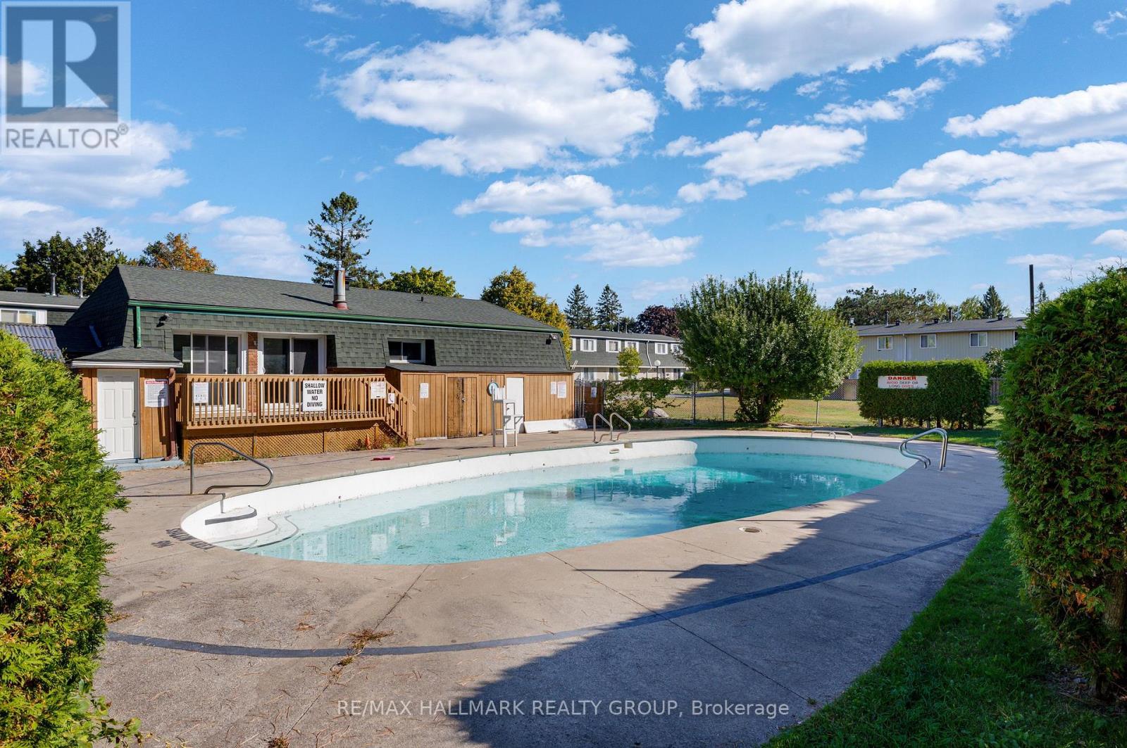D - 1520 Beaverpond Drive, Ottawa, Ontario  K1B 3R9 - Photo 43 - X12419070