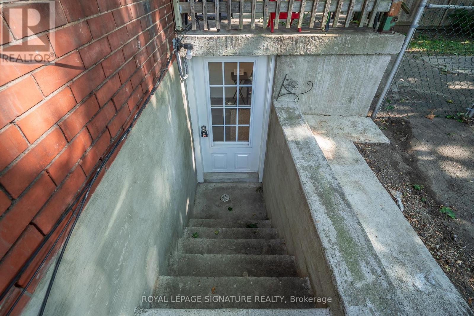 295 Arthur Street, Oshawa, Ontario  L1H 1N7 - Photo 9 - E12415530