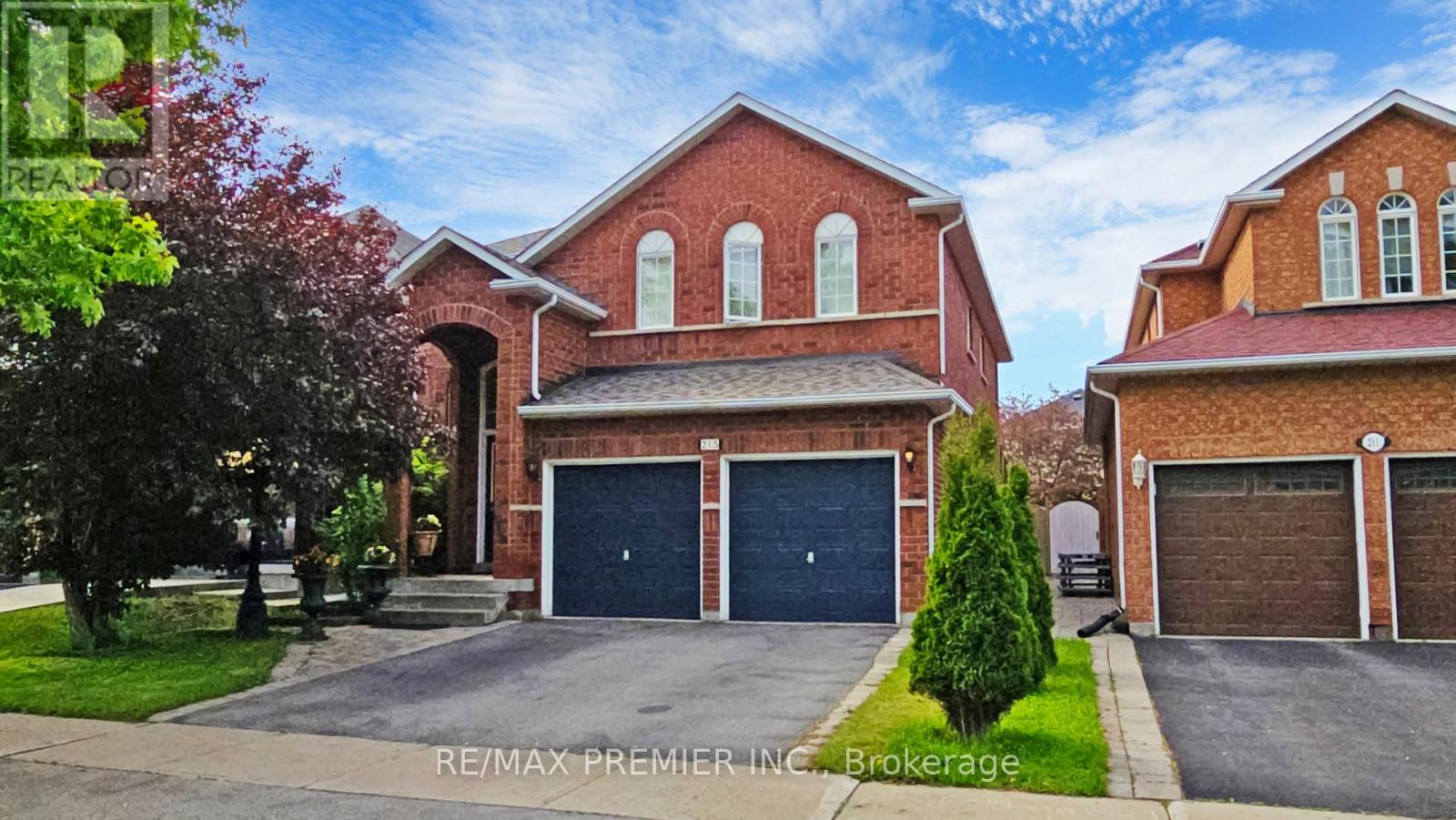 215 DRUMMOND DRIVE, Vaughan, Ontario