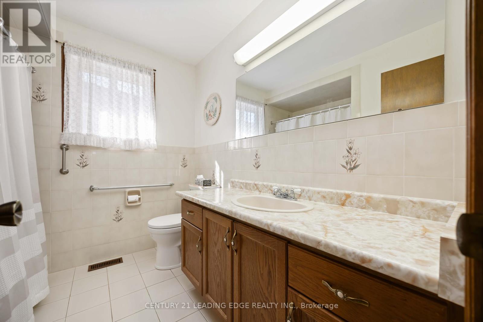 52 Aspen Crescent, Whitchurch-Stouffville, Ontario  L4A 5C7 - Photo 28 - N12418964