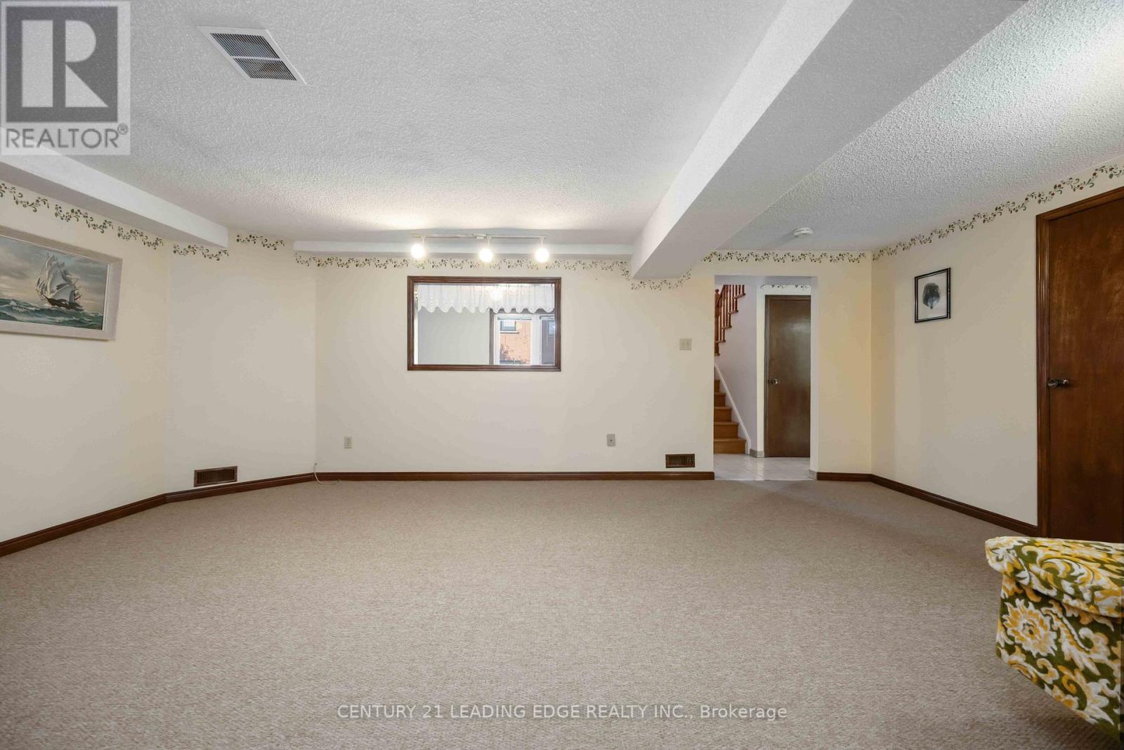 52 Aspen Crescent, Whitchurch-Stouffville, Ontario  L4A 5C7 - Photo 31 - N12418964