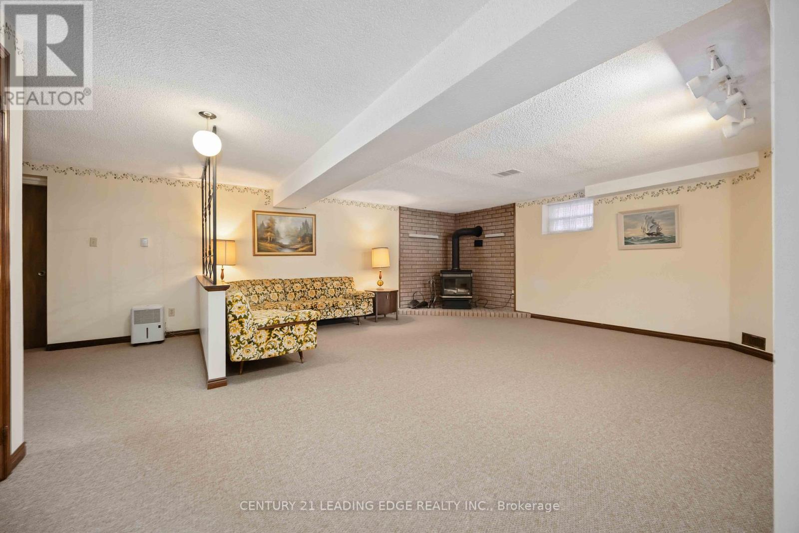 52 Aspen Crescent, Whitchurch-Stouffville, Ontario  L4A 5C7 - Photo 32 - N12418964