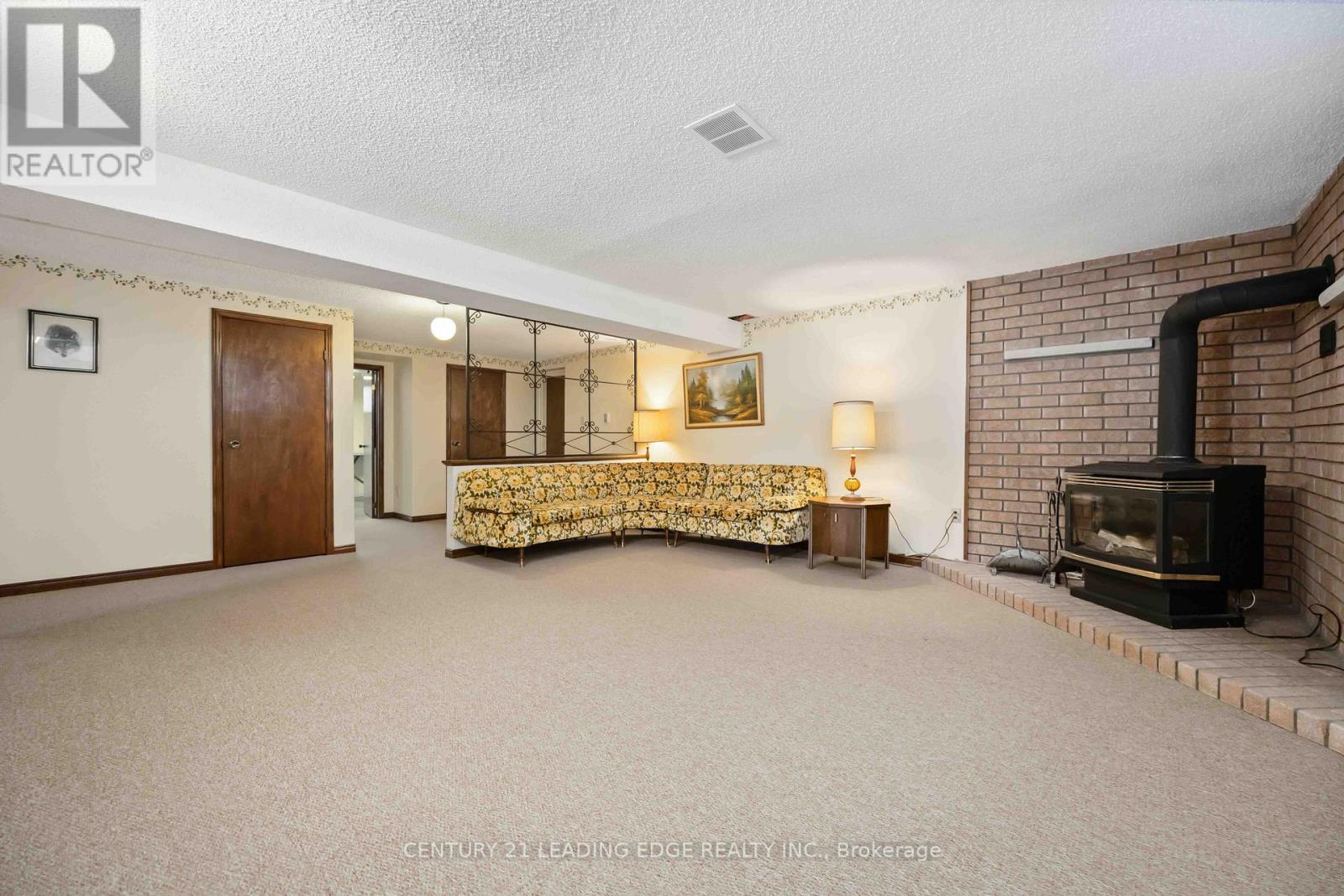 52 Aspen Crescent, Whitchurch-Stouffville, Ontario  L4A 5C7 - Photo 34 - N12418964
