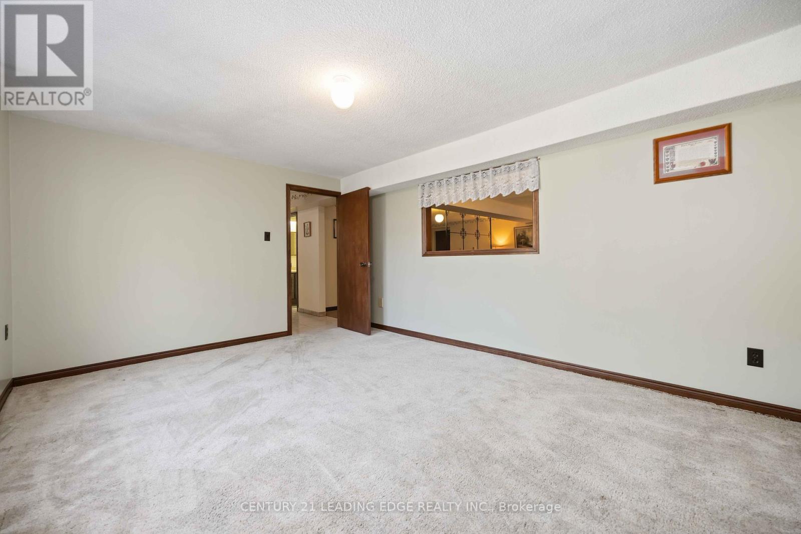 52 Aspen Crescent, Whitchurch-Stouffville, Ontario  L4A 5C7 - Photo 38 - N12418964