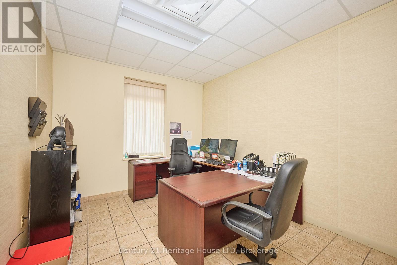 1767 Pettit Road, Fort Erie (Bowen), Ontario  L2A 5M4 - Photo 31 - X12419017