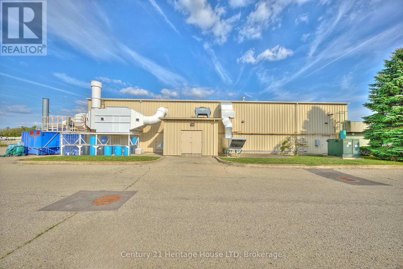 1360 Commerce Parkway, Fort Erie, Ontario  L2A 5M4 - Photo 23 - X12419093
