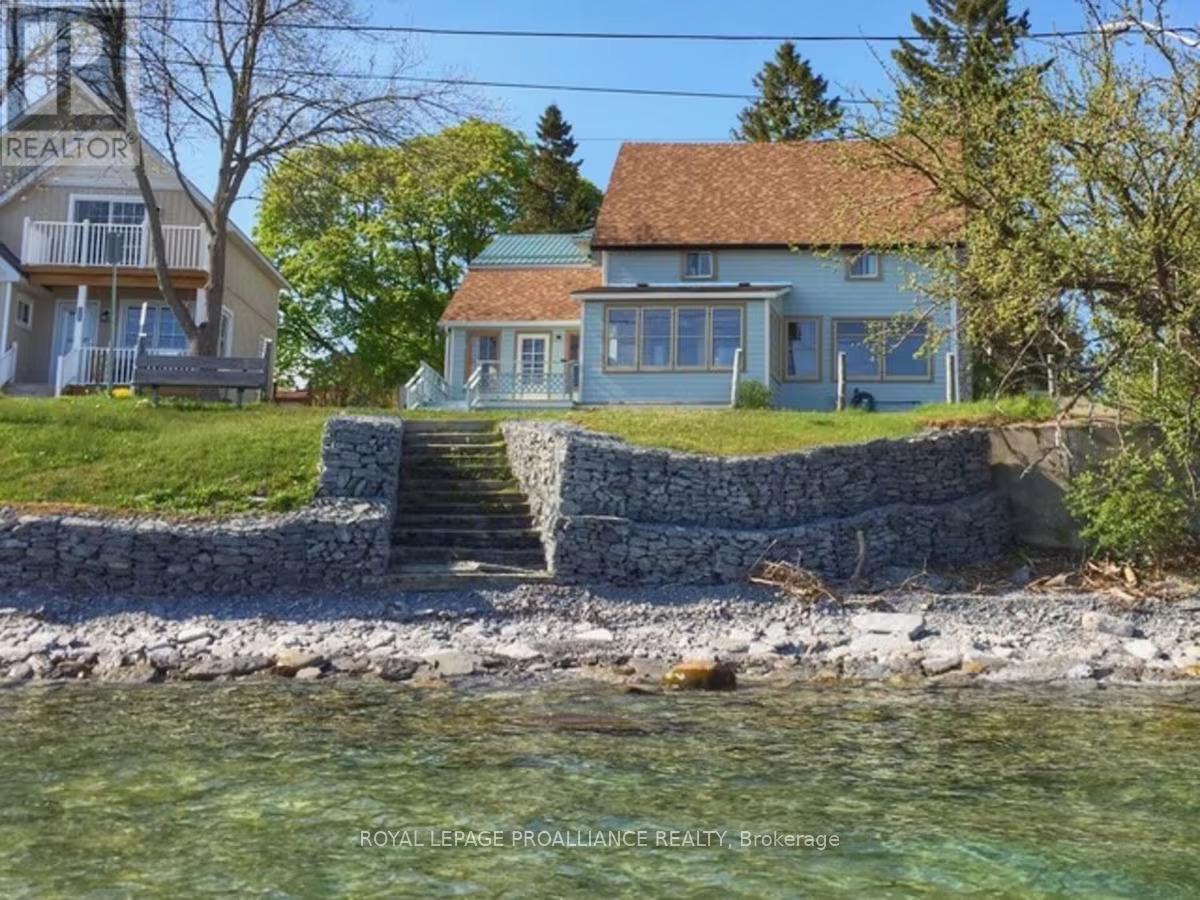 20 West Street, Prince Edward County, Ontario  K0K 3L0 - Photo 11 - X12418969