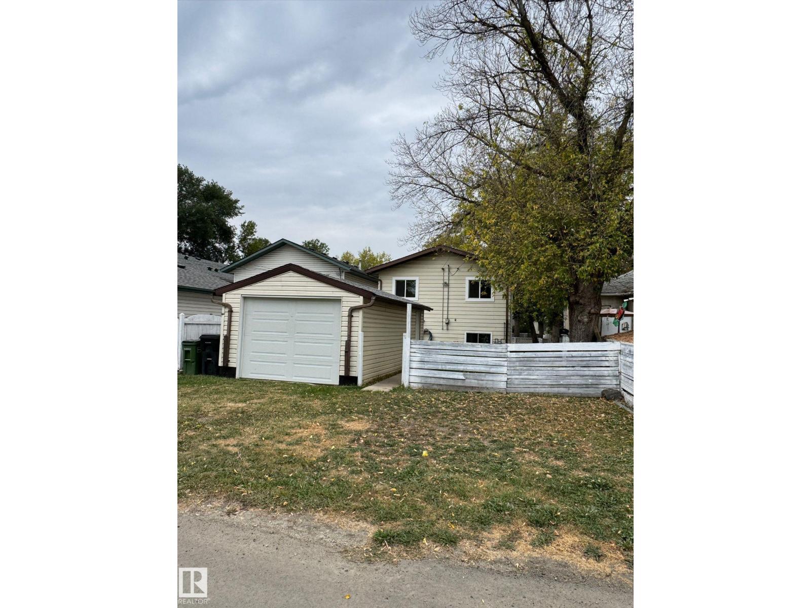 12011 95a St Nw Nw, Edmonton, Alberta  T5G 1R6 - Photo 5 - E4458906