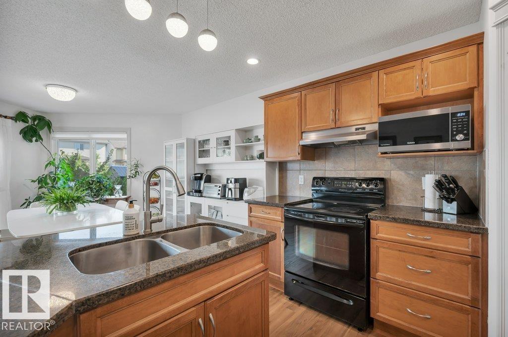 6004 5 Av Sw, Edmonton, Alberta  T6X 0E9 - Photo 11 - E4458911