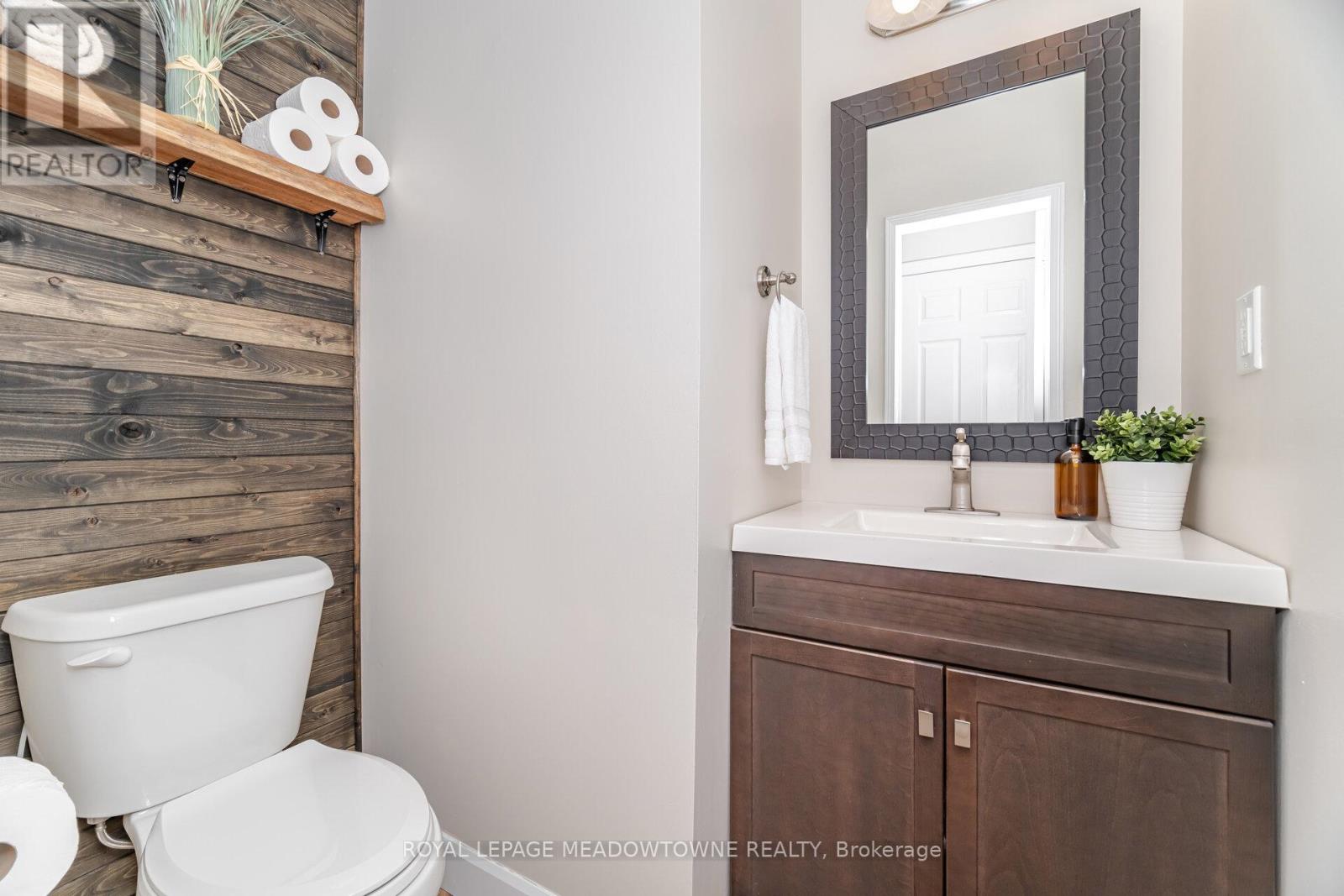 1224 Turner Drive, Milton, Ontario  L9T 5R6 - Photo 21 - W12418879
