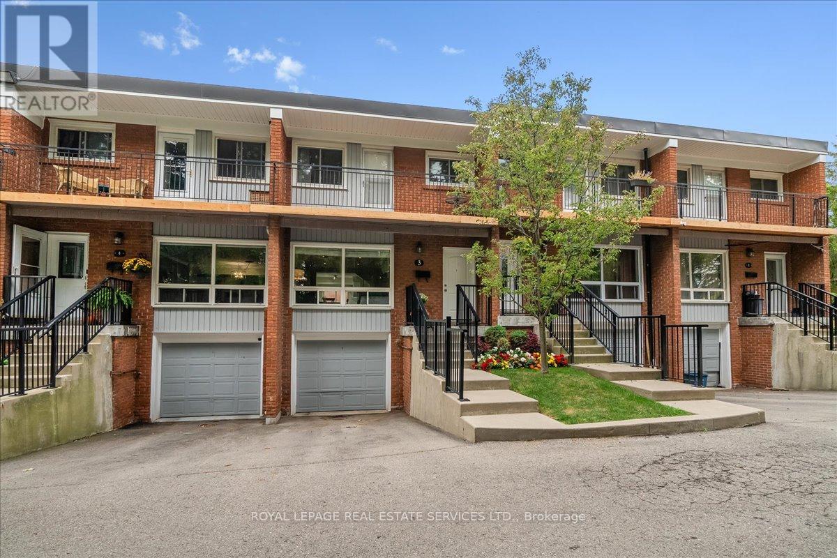 3 - 3011 Centennial Drive, Burlington, Ontario  L7M 1B3 - Photo 1 - W12418895