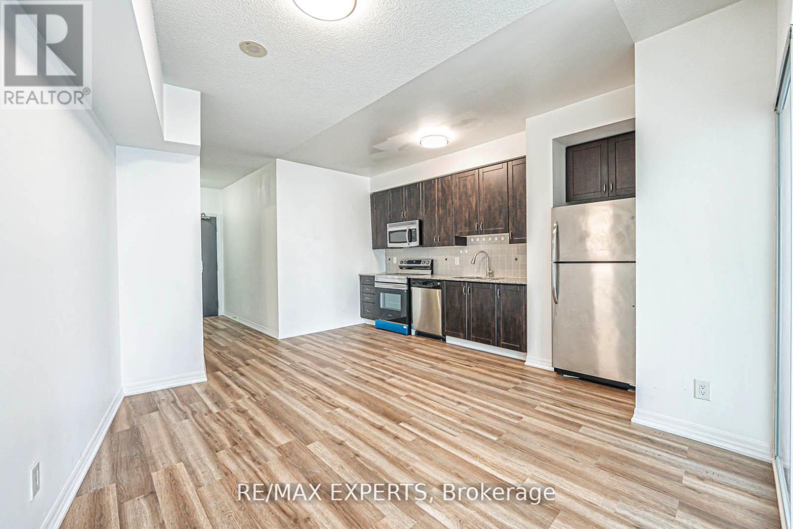 2606 - 223 Webb Drive, Mississauga, Ontario  L5B 0E8 - Photo 13 - W12418924