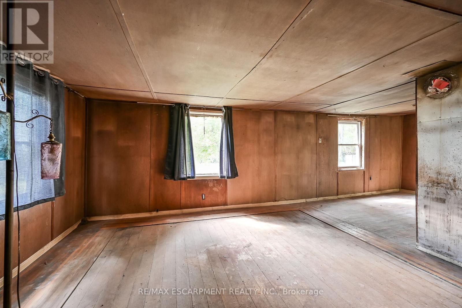 4487 Highway 6 S, Haldimand, Ontario  N0A 1H0 - Photo 38 - X12418890