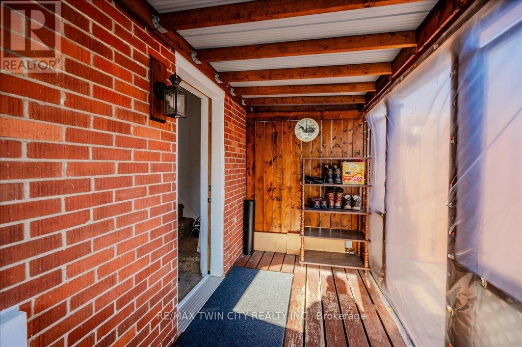 478 Greenfield Avenue, Kitchener, Ontario  N2C 1G1 - Photo 25 - X12418897