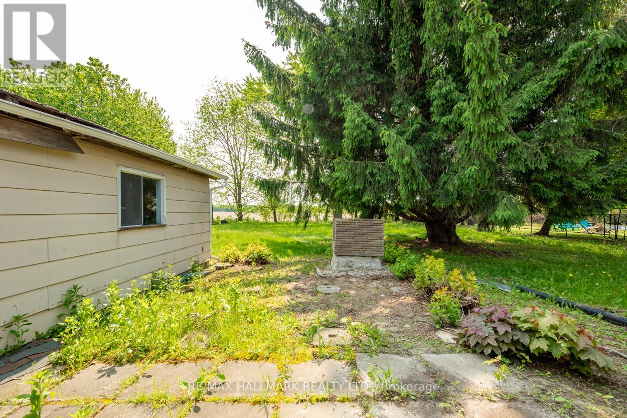 154 County Road 28, Prince Edward County, Ontario  K8N 4Z7 - Photo 17 - X12418927