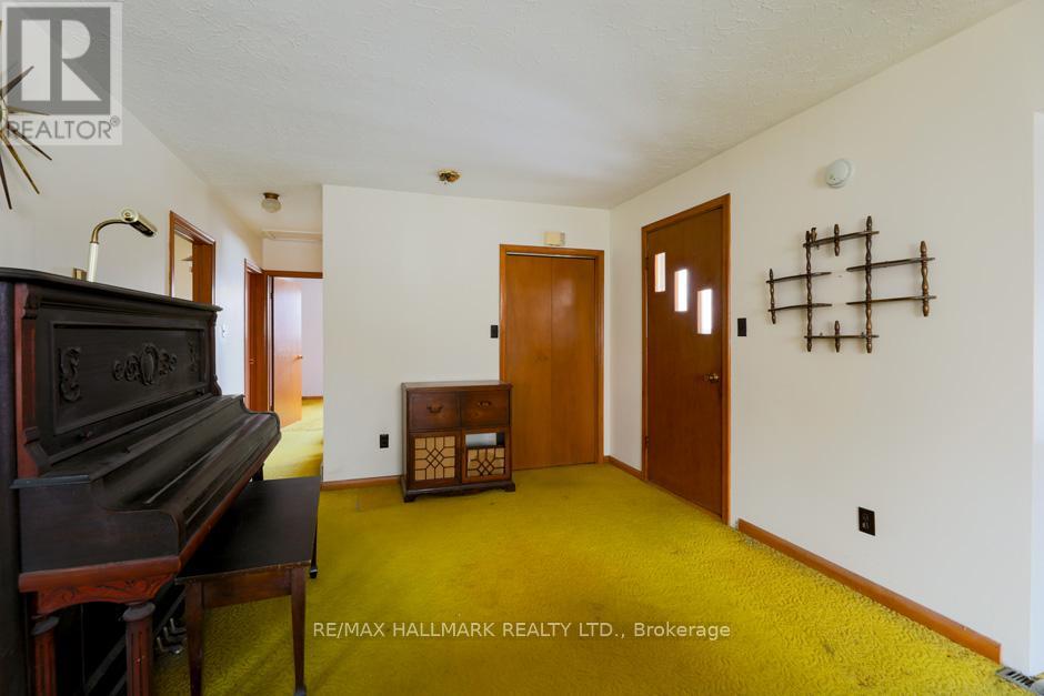 154 County Road 28, Prince Edward County, Ontario  K8N 4Z7 - Photo 2 - X12418927
