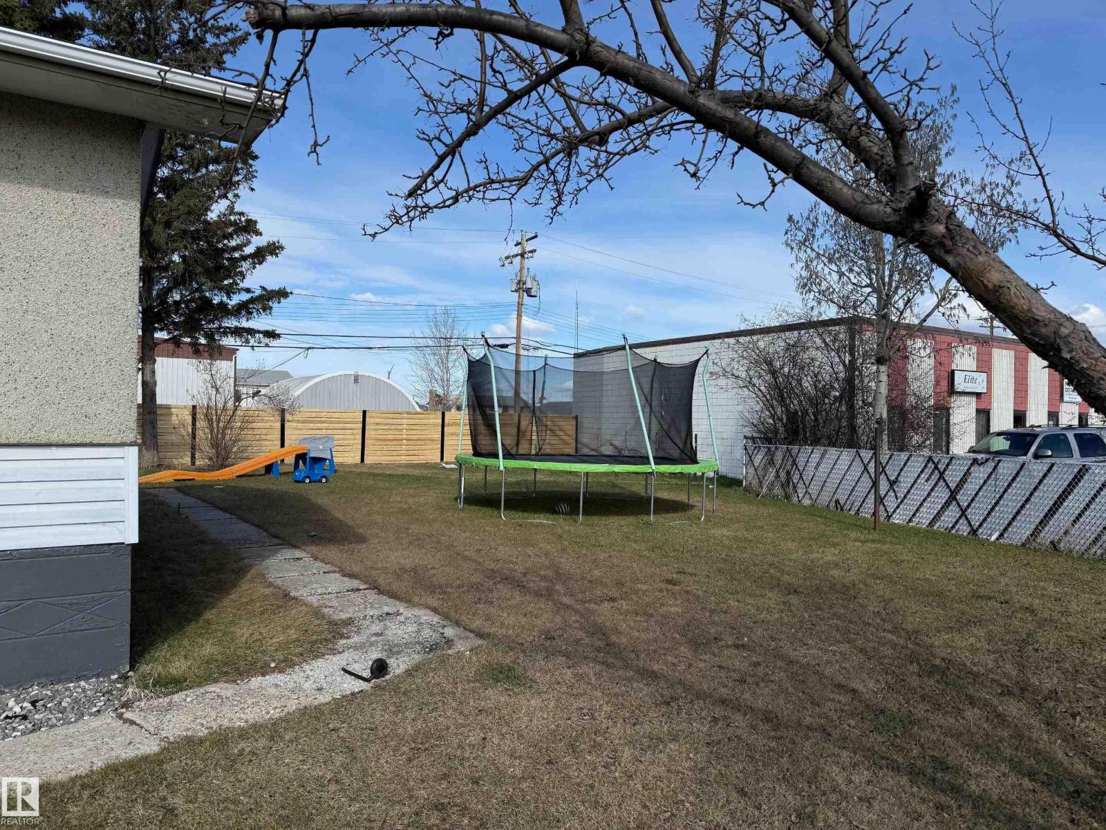 5144 53 St, Drayton Valley, Alberta  T7A 1C5 - Photo 2 - E4432498