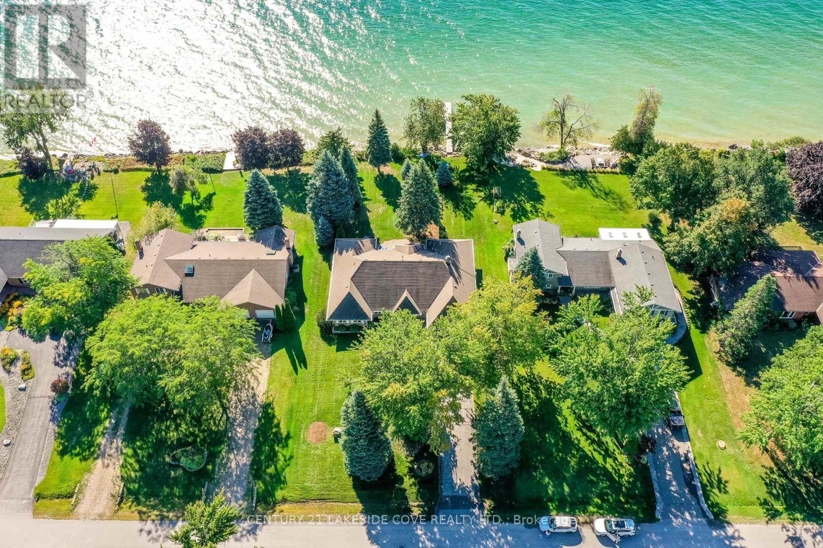 96 BAYSHORE DRIVE, Ramara, Ontario