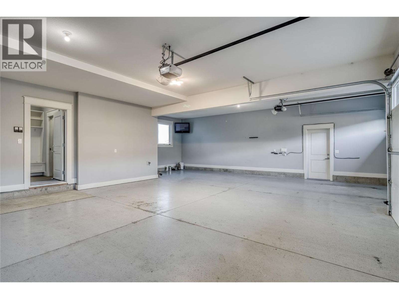 440 Audubon Court, Kelowna, British Columbia  V1W 5K3 - Photo 58 - 10349924