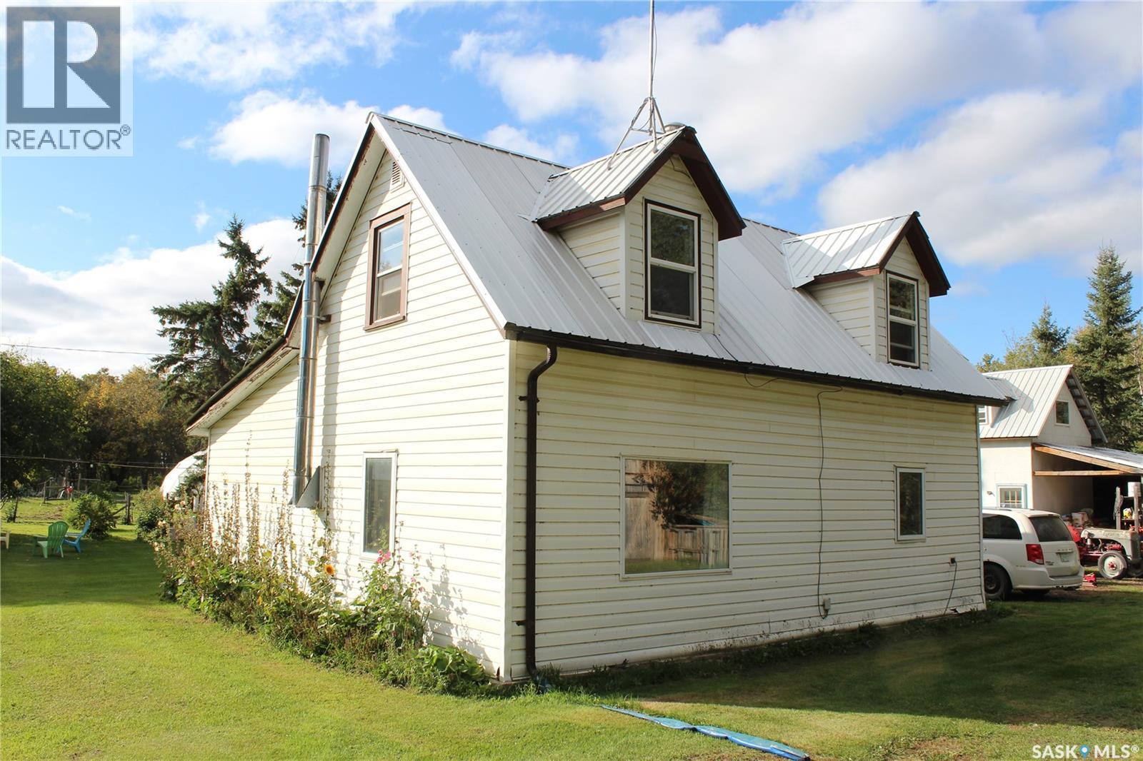 Vaughters Acreage, Willow Creek Rm No. 458, Saskatchewan  S0E 1A0 - Photo 2 - SK018878