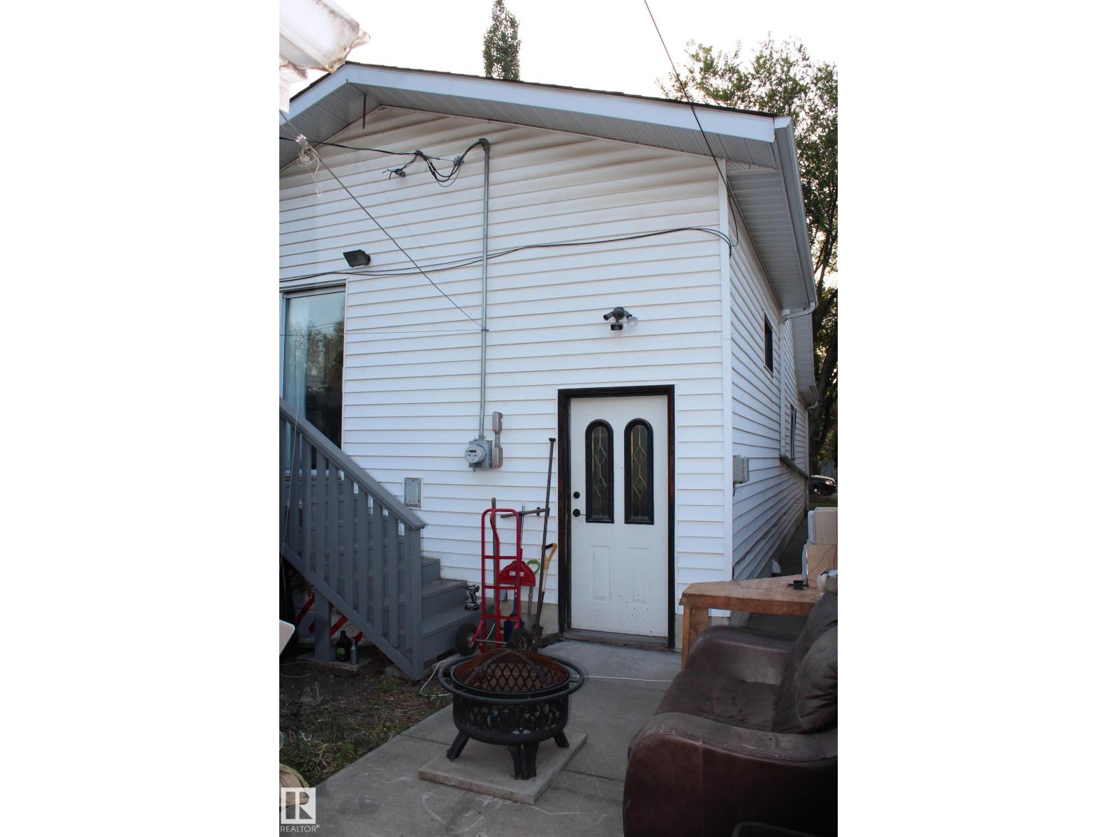 10517 82 St Nw, Edmonton, Alberta  T6A 3M9 - Photo 2 - E4458913