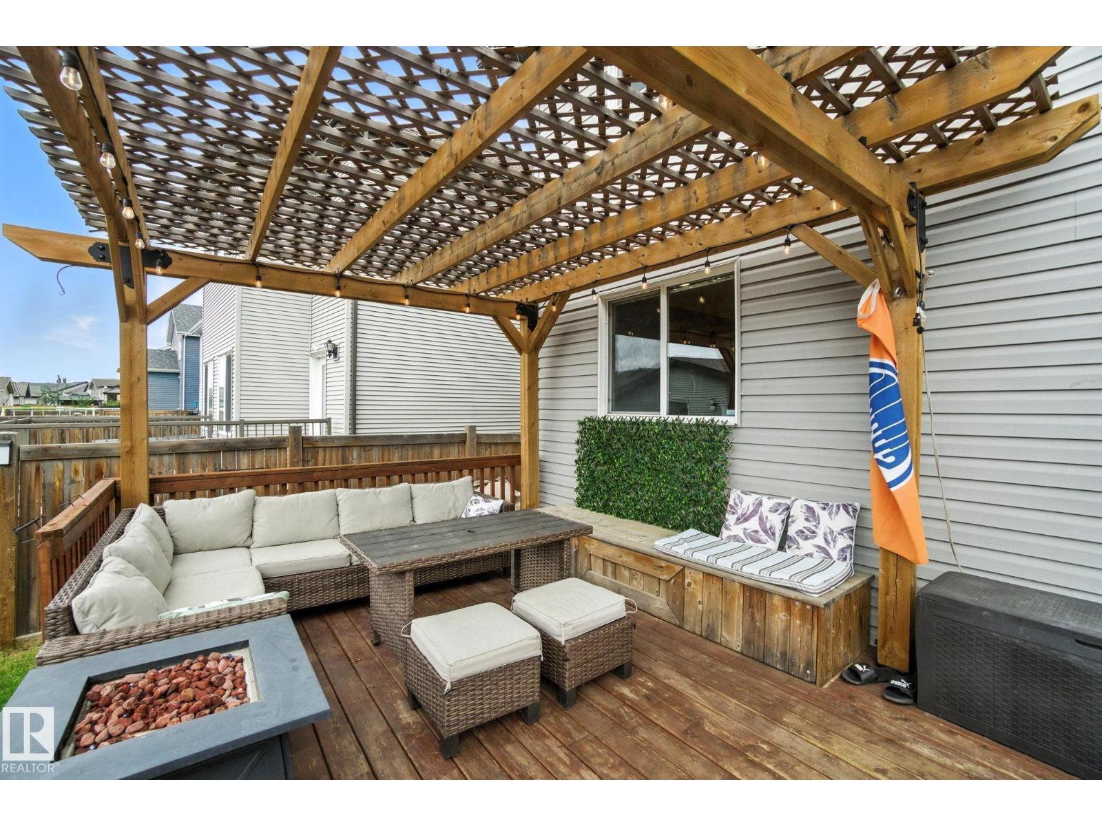 1194 Mcconachie Bv Nw, Edmonton, Alberta  T5Y 0V1 - Photo 2 - E4458914