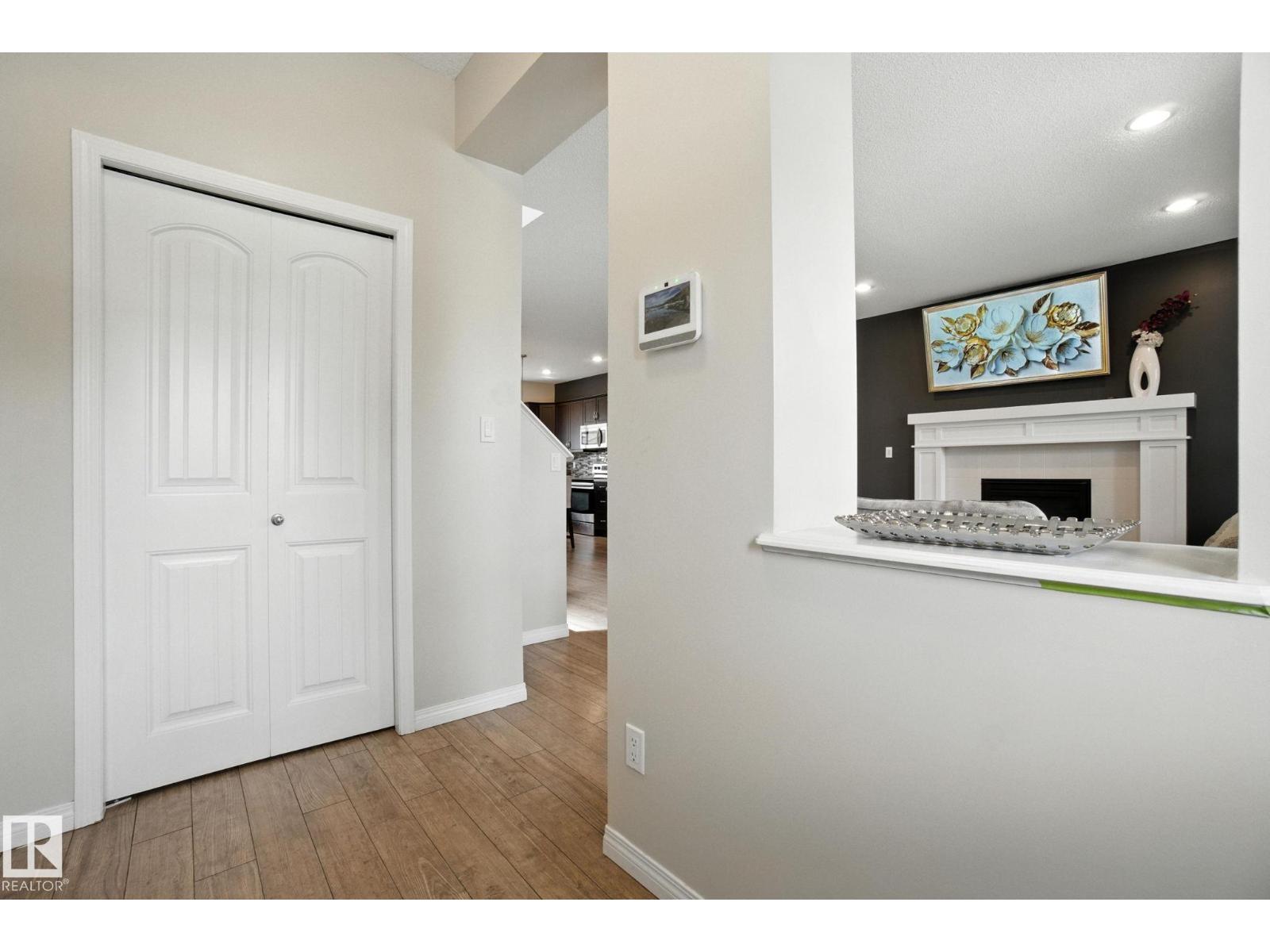1194 Mcconachie Bv Nw, Edmonton, Alberta  T5Y 0V1 - Photo 6 - E4458914