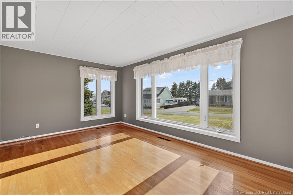 10 Bernard Street, Charlo, New Brunswick  E8E 2B4 - Photo 12 - NB127083