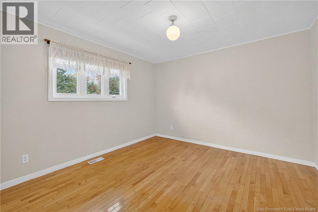 10 Bernard Street, Charlo, New Brunswick  E8E 2B4 - Photo 15 - NB127083