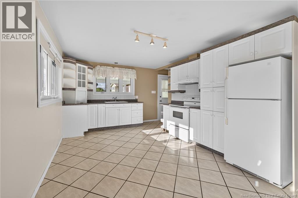 10 Bernard Street, Charlo, New Brunswick  E8E 2B4 - Photo 7 - NB127083