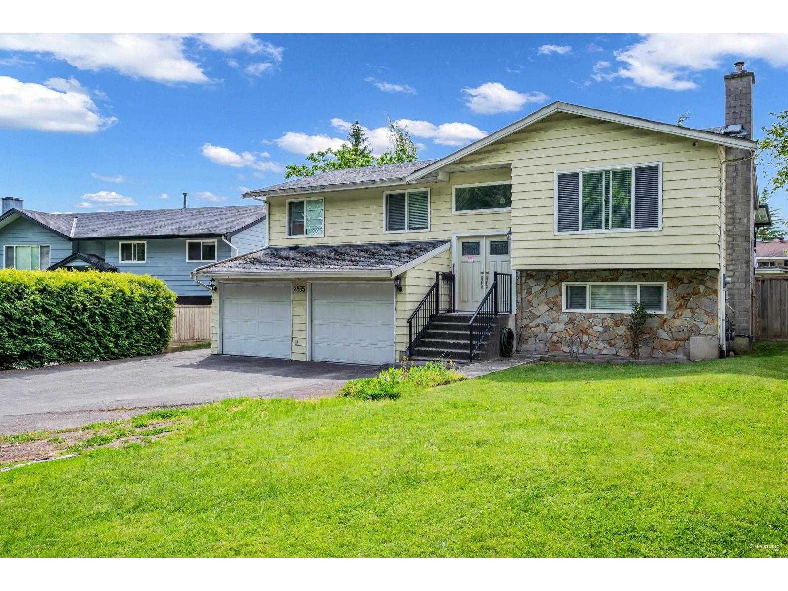 8855 146a Street, Surrey, British Columbia  V3R 6Z9 - Photo 4 - R3050318