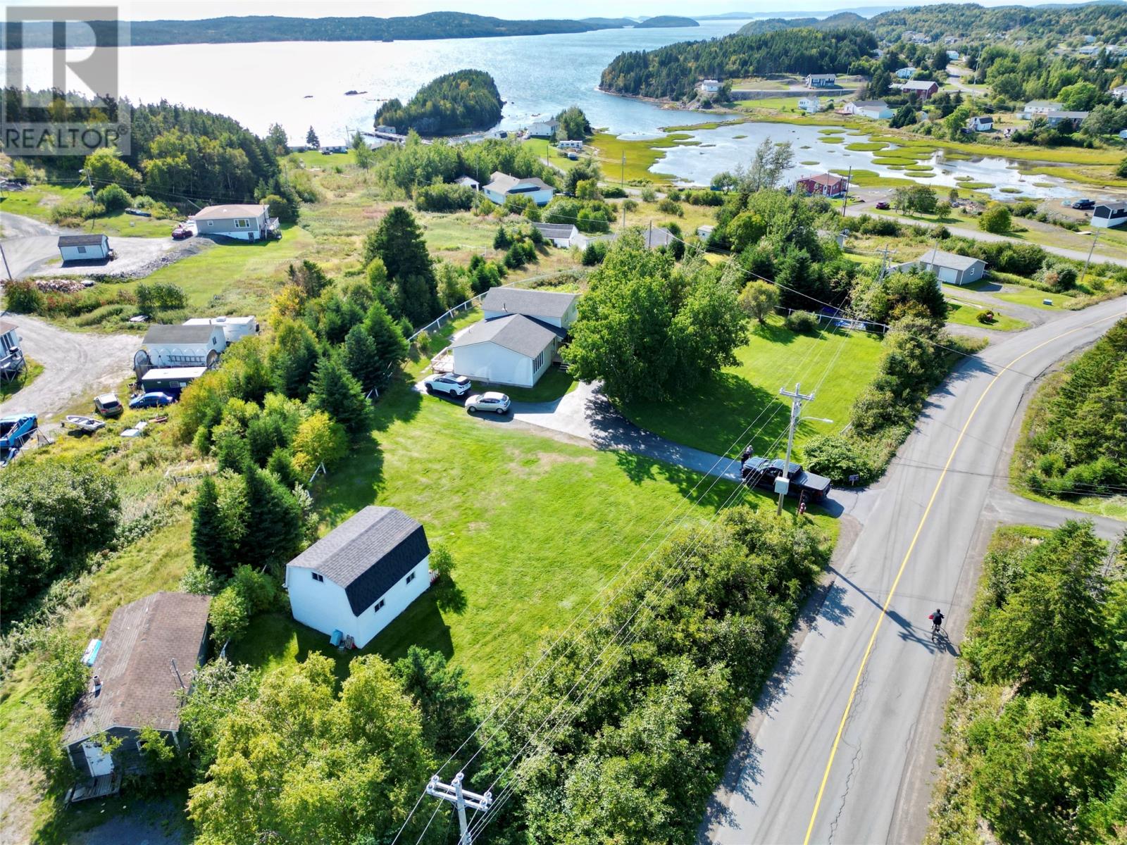 139 Main Street, Summerford, Newfoundland & Labrador   - Photo 3 - 1290275