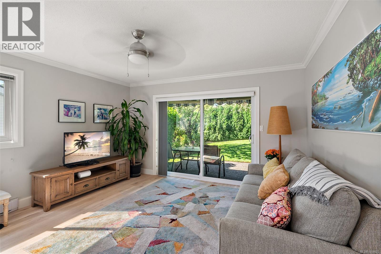 3998 Cedar Hill Rd, Saanich, British Columbia  V8N 3C1 - Photo 10 - 1014622