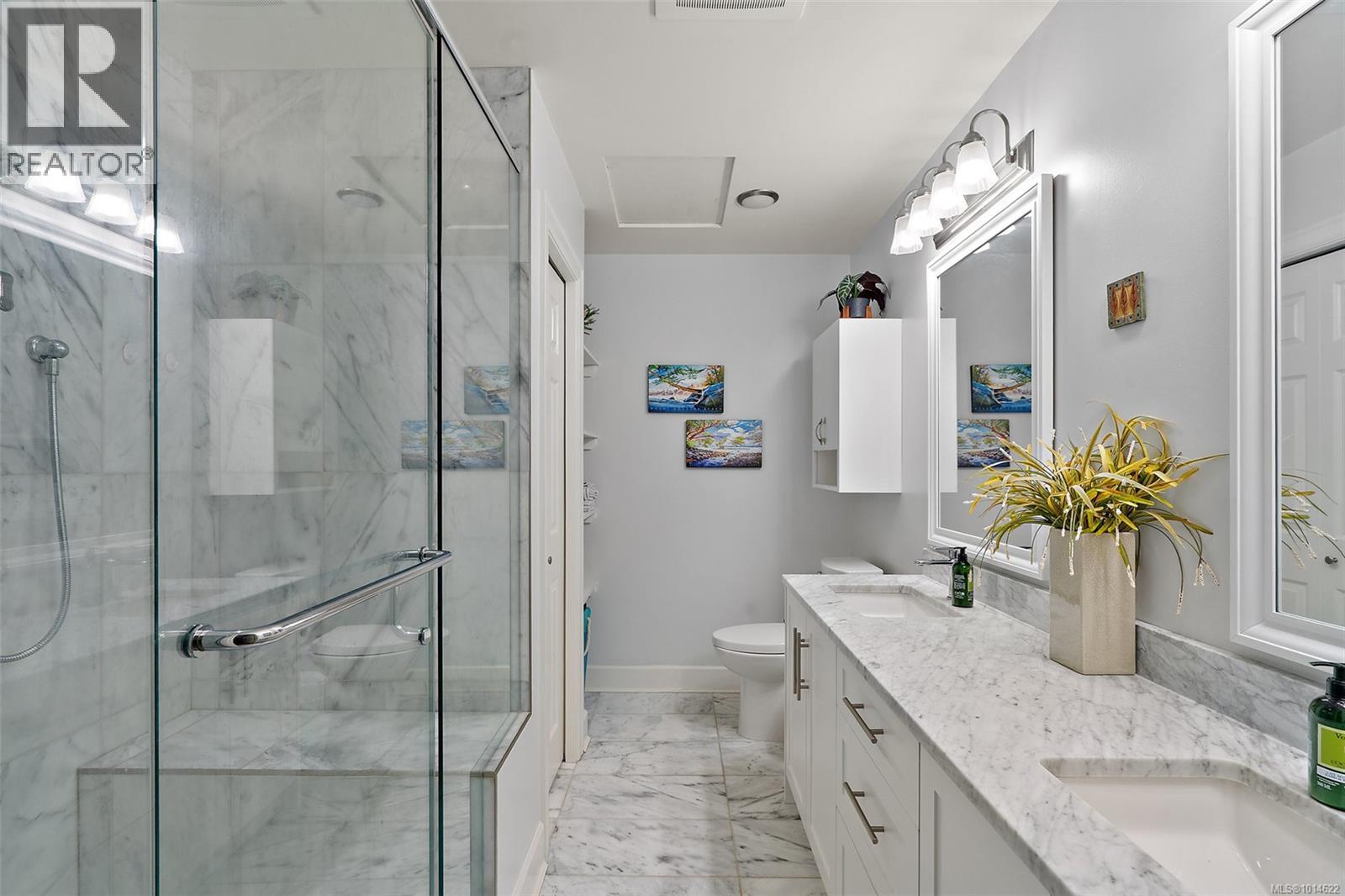 3998 Cedar Hill Rd, Saanich, British Columbia  V8N 3C1 - Photo 14 - 1014622