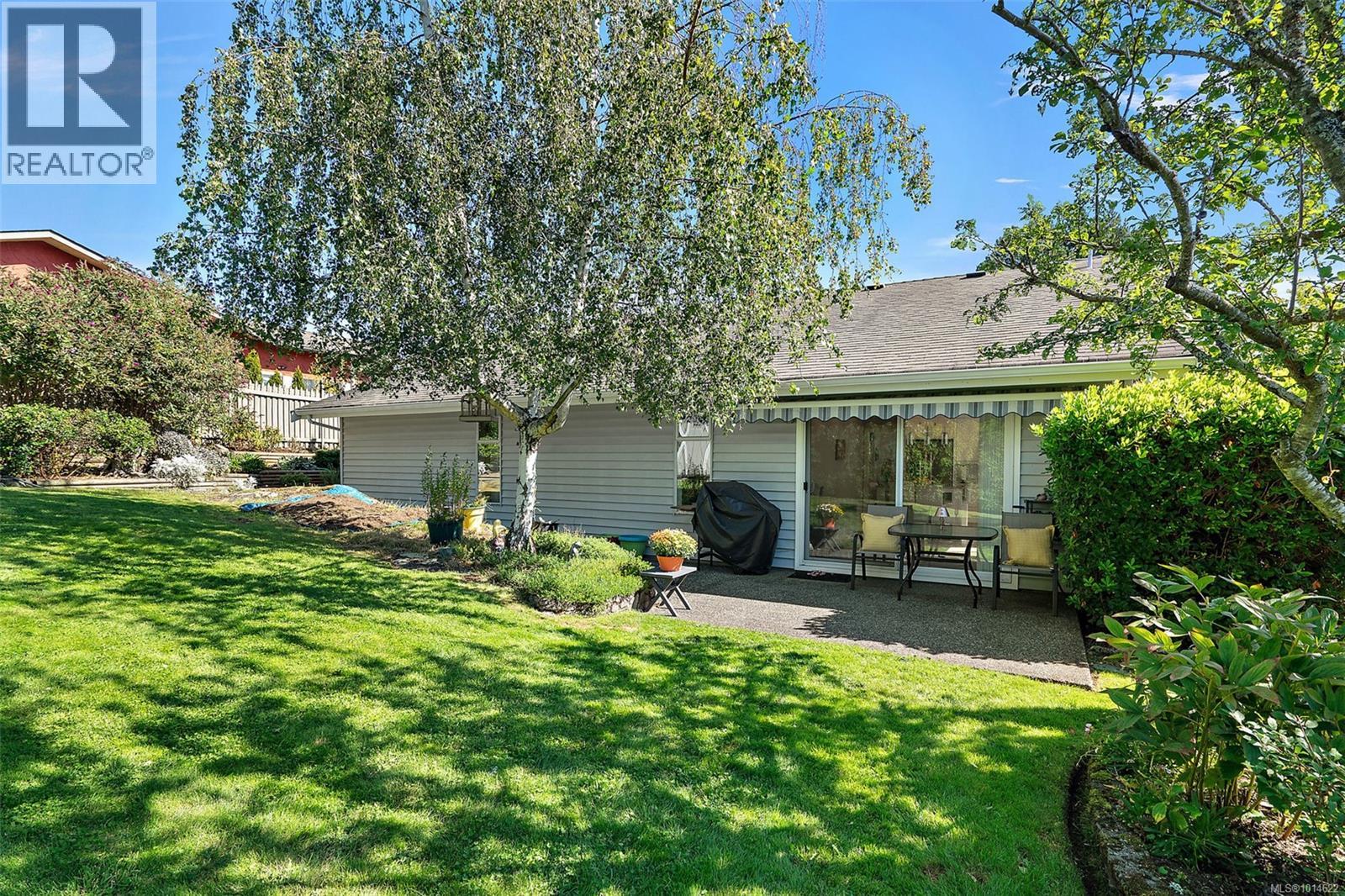 3998 Cedar Hill Rd, Saanich, British Columbia  V8N 3C1 - Photo 23 - 1014622