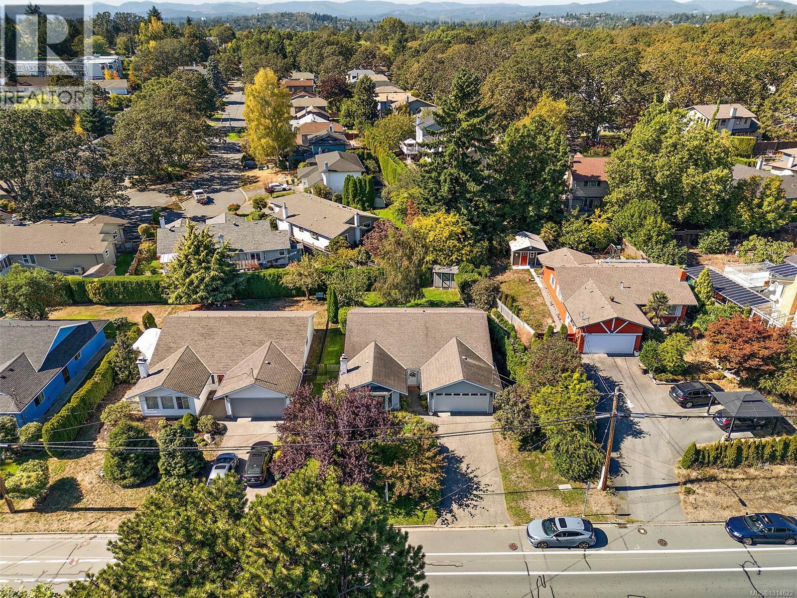 3998 Cedar Hill Rd, Saanich, British Columbia  V8N 3C1 - Photo 25 - 1014622