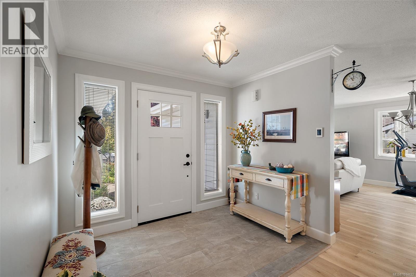 3998 Cedar Hill Rd, Saanich, British Columbia  V8N 3C1 - Photo 4 - 1014622