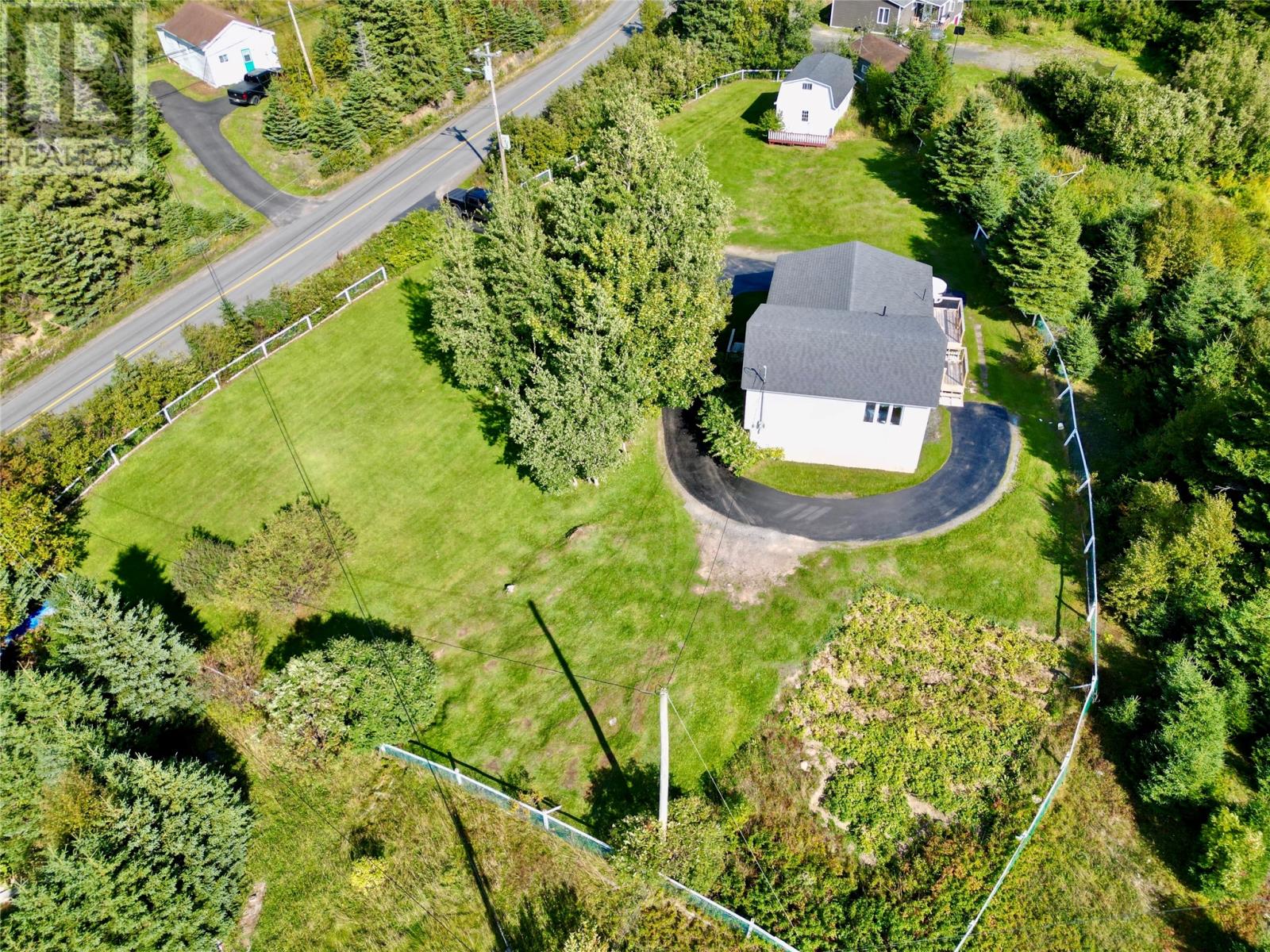 139 Main Street, Summerford, Newfoundland & Labrador   - Photo 4 - 1290275