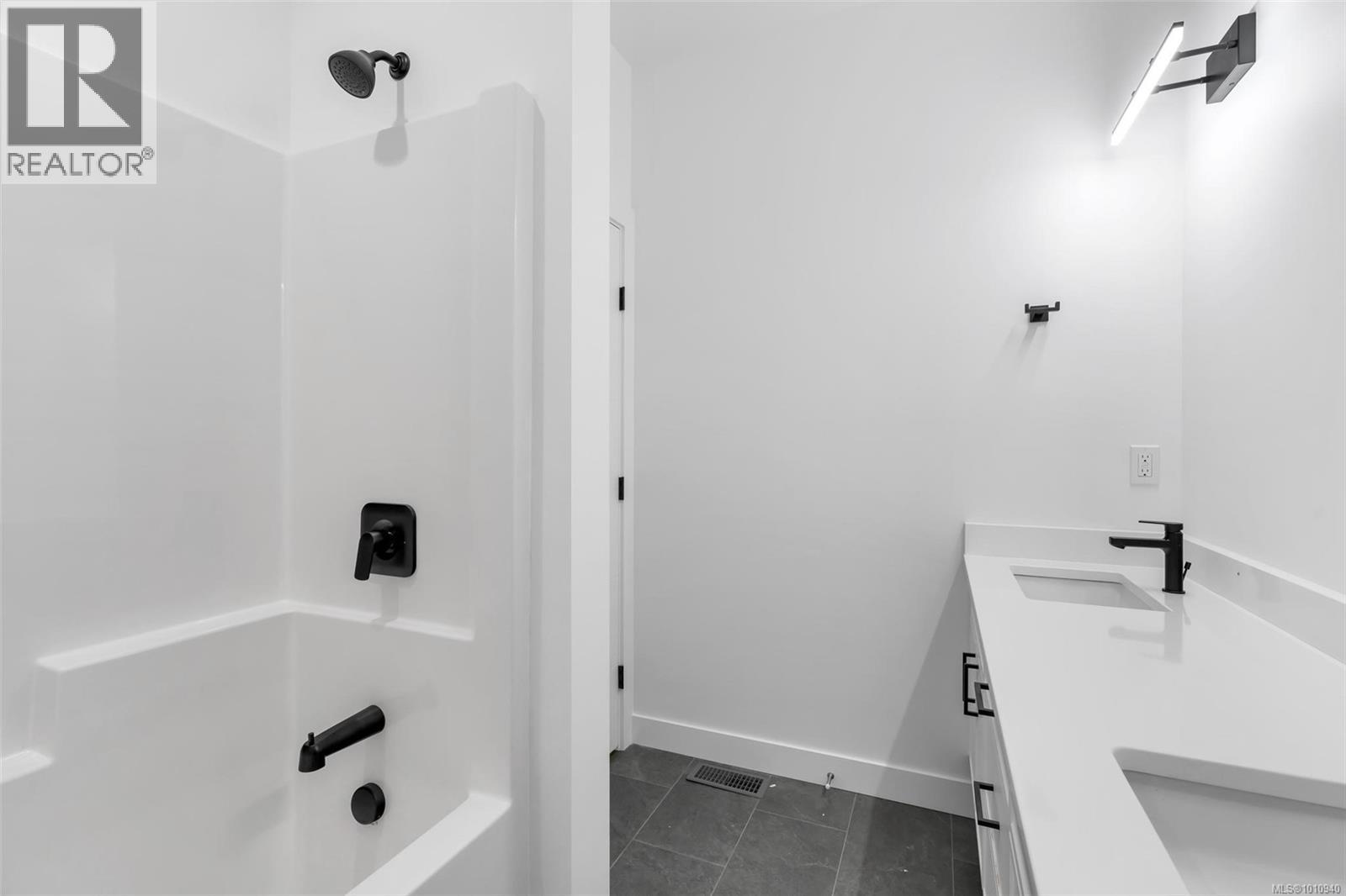 108 Plante Cres, Lake Cowichan, British Columbia  V0R 2G0 - Photo 25 - 1010940