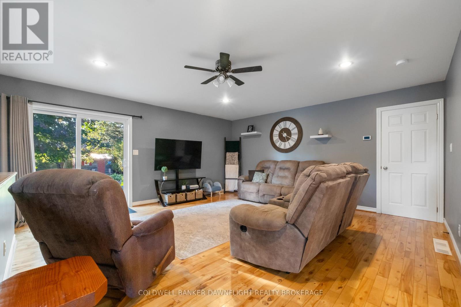 369 Marlborough Street, South Huron, Ontario  N0M 1S2 - Photo 5 - X12419136
