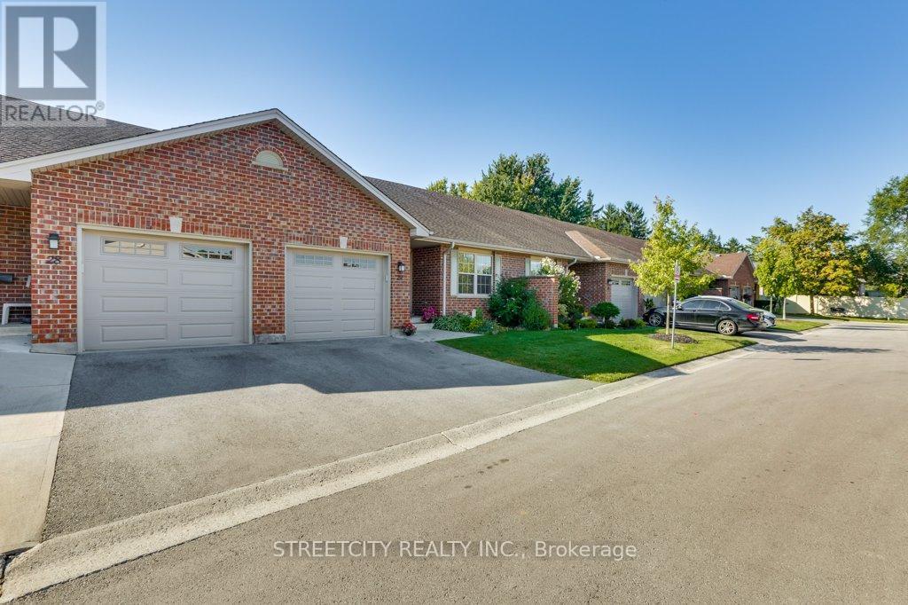 29 - 680 Commissioners Road, London South, Ontario  N6K 4T8 - Photo 2 - X12419139
