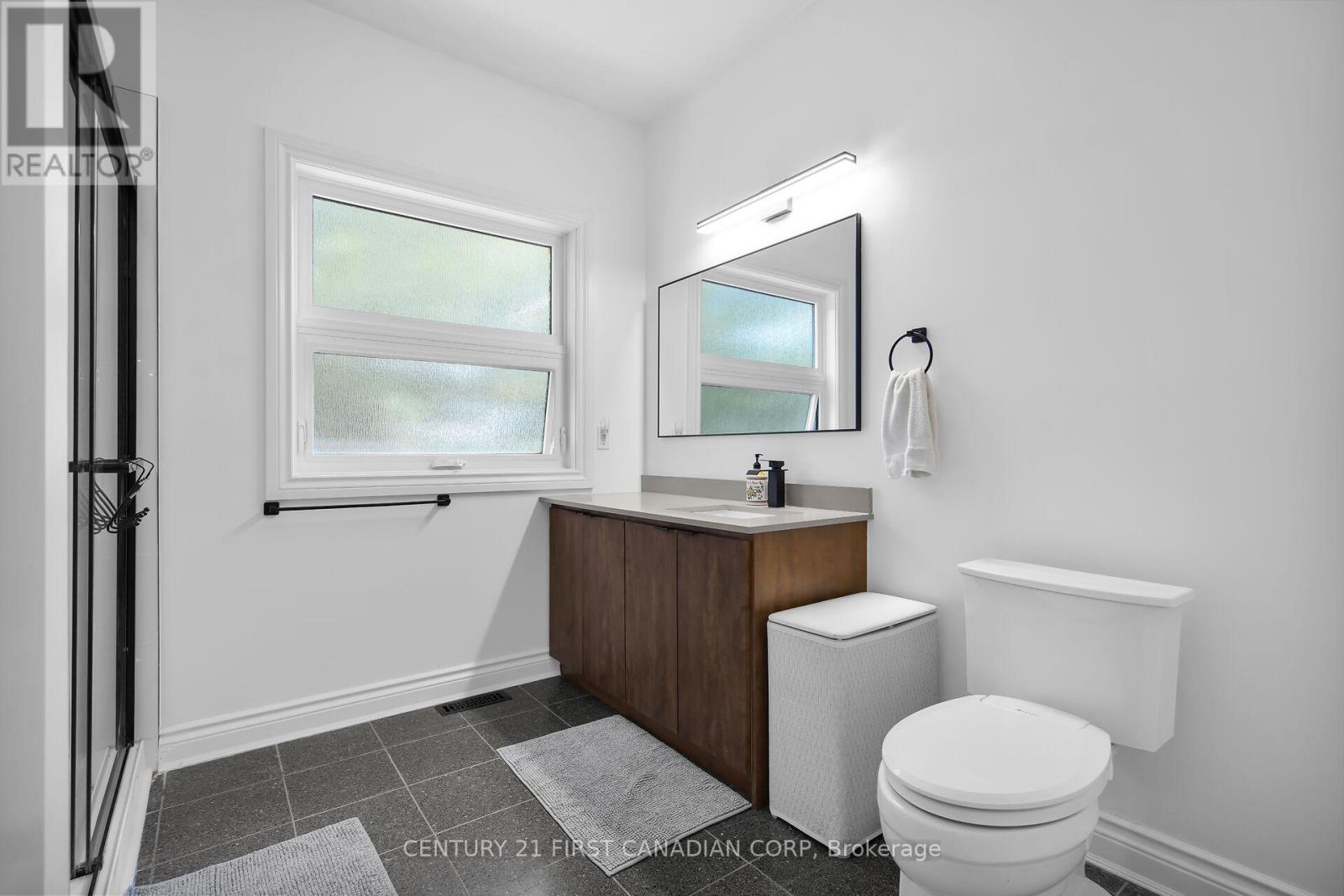 768 Franklinway Crescent, London North, Ontario  N6G 5C8 - Photo 28 - X12419141
