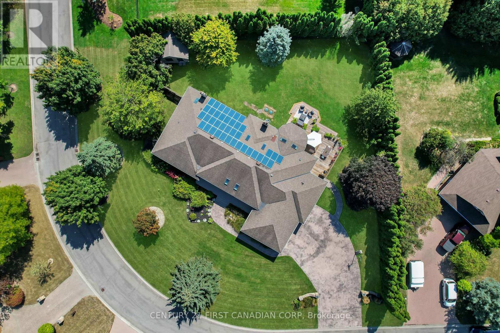 768 Franklinway Crescent, London North, Ontario  N6G 5C8 - Photo 3 - X12419141