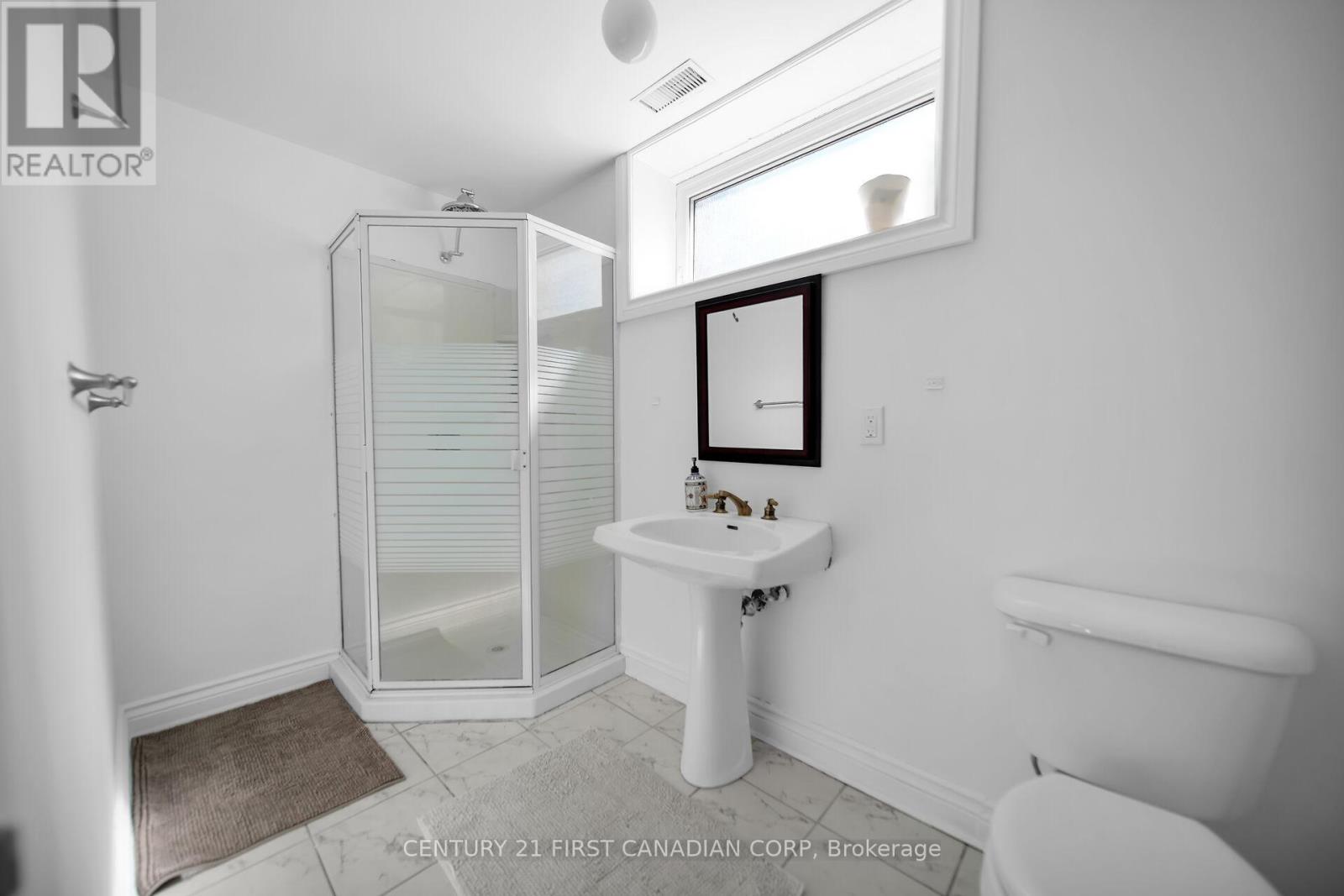 768 Franklinway Crescent, London North, Ontario  N6G 5C8 - Photo 36 - X12419141