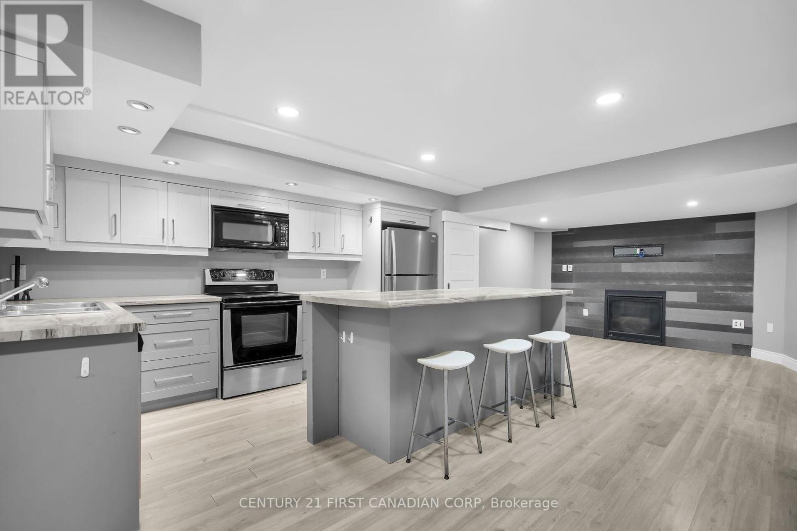 768 Franklinway Crescent, London North, Ontario  N6G 5C8 - Photo 37 - X12419141