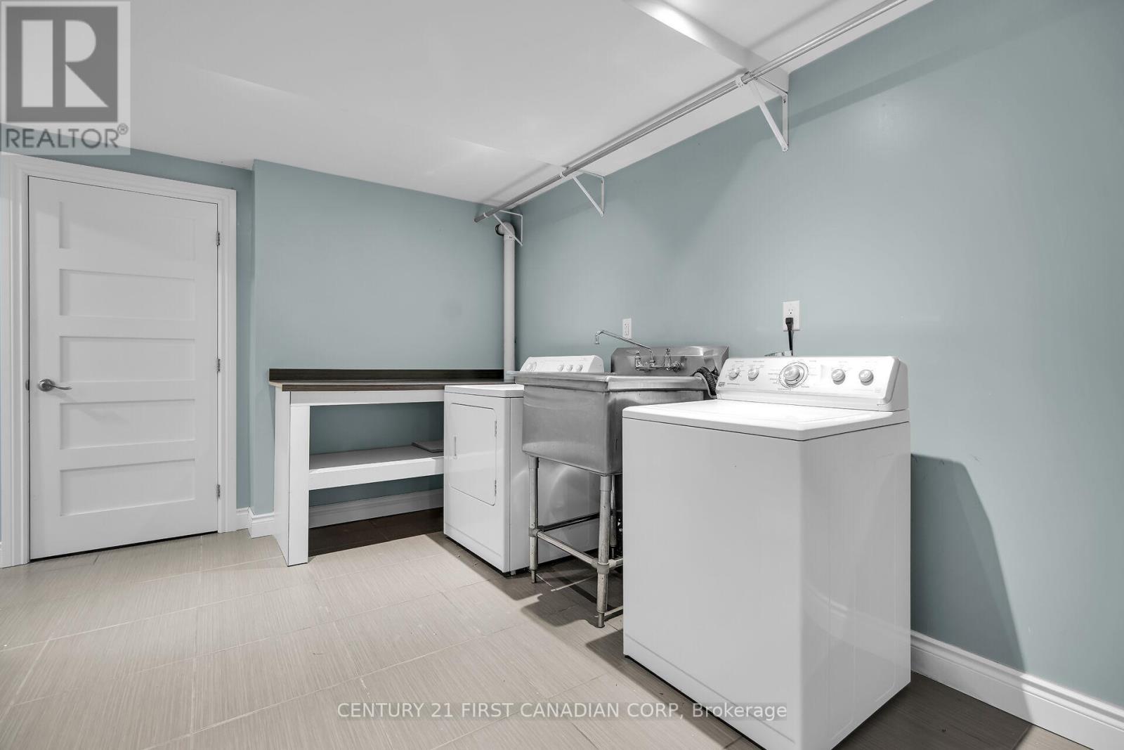 768 Franklinway Crescent, London North, Ontario  N6G 5C8 - Photo 43 - X12419141