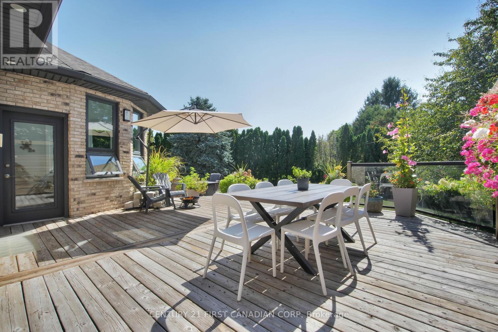 768 Franklinway Crescent, London North, Ontario  N6G 5C8 - Photo 44 - X12419141