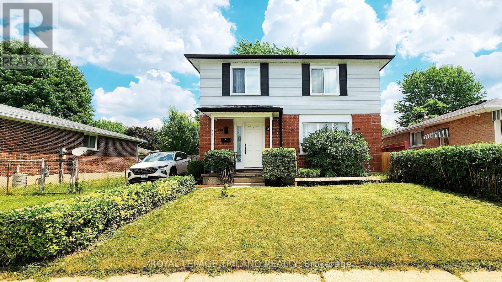 51 Ashbury Avenue, London South, Ontario  N6E 1S9 - Photo 1 - X12419145