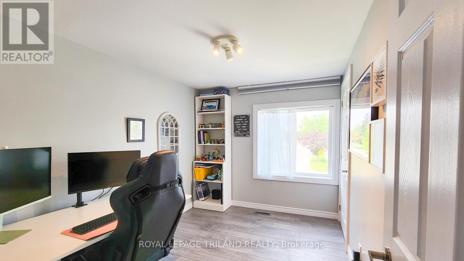 51 Ashbury Avenue, London South, Ontario  N6E 1S9 - Photo 14 - X12419145