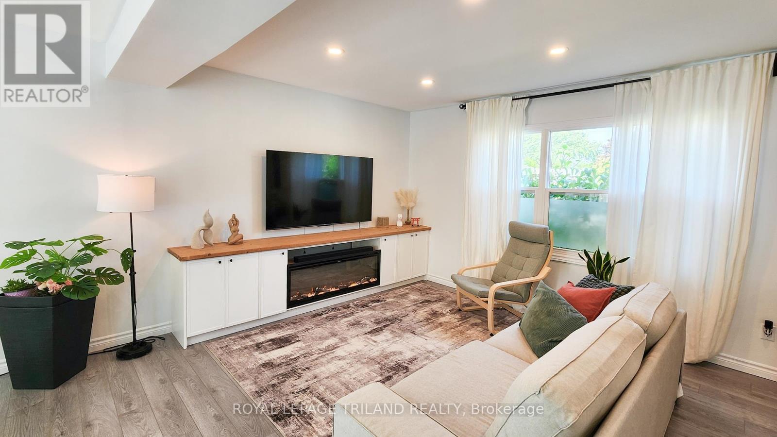 51 Ashbury Avenue, London South, Ontario  N6E 1S9 - Photo 8 - X12419145